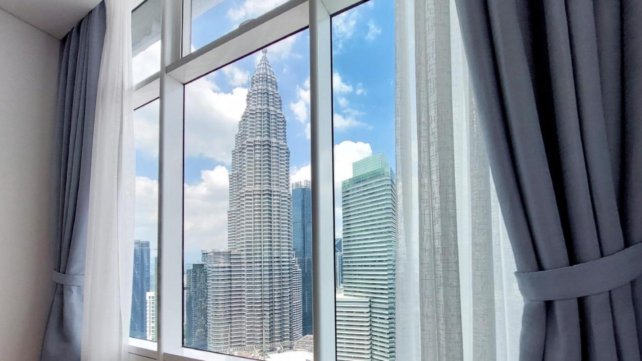 Sky Suites With Klcc Twin Tower View By Irent365 Kuala Lumpur Kültér fotó